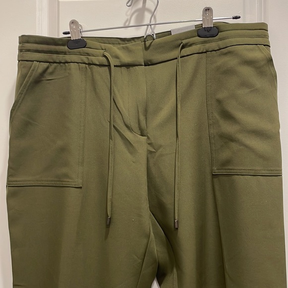 Ladies dress pants. - Picture 2 of 5